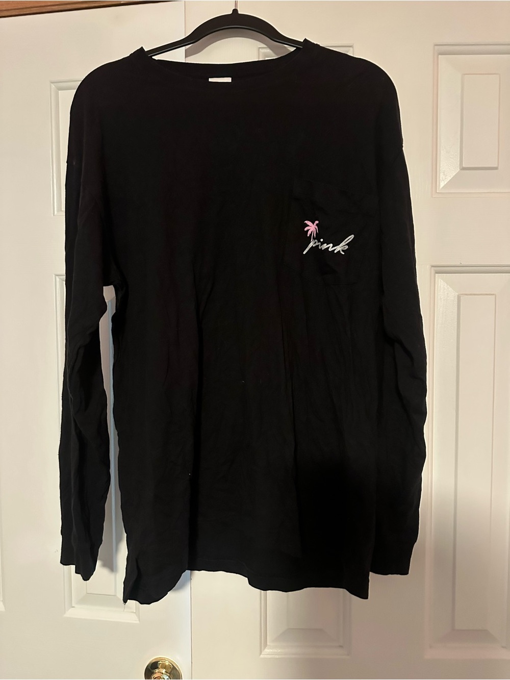 PINK Victoria's Secret Black Long Sleeve Tee with Pink Palm Pocket Logo